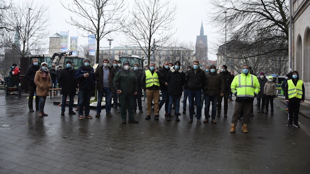 Bauern aus dem Kreis Vechta protestieren in Hannover