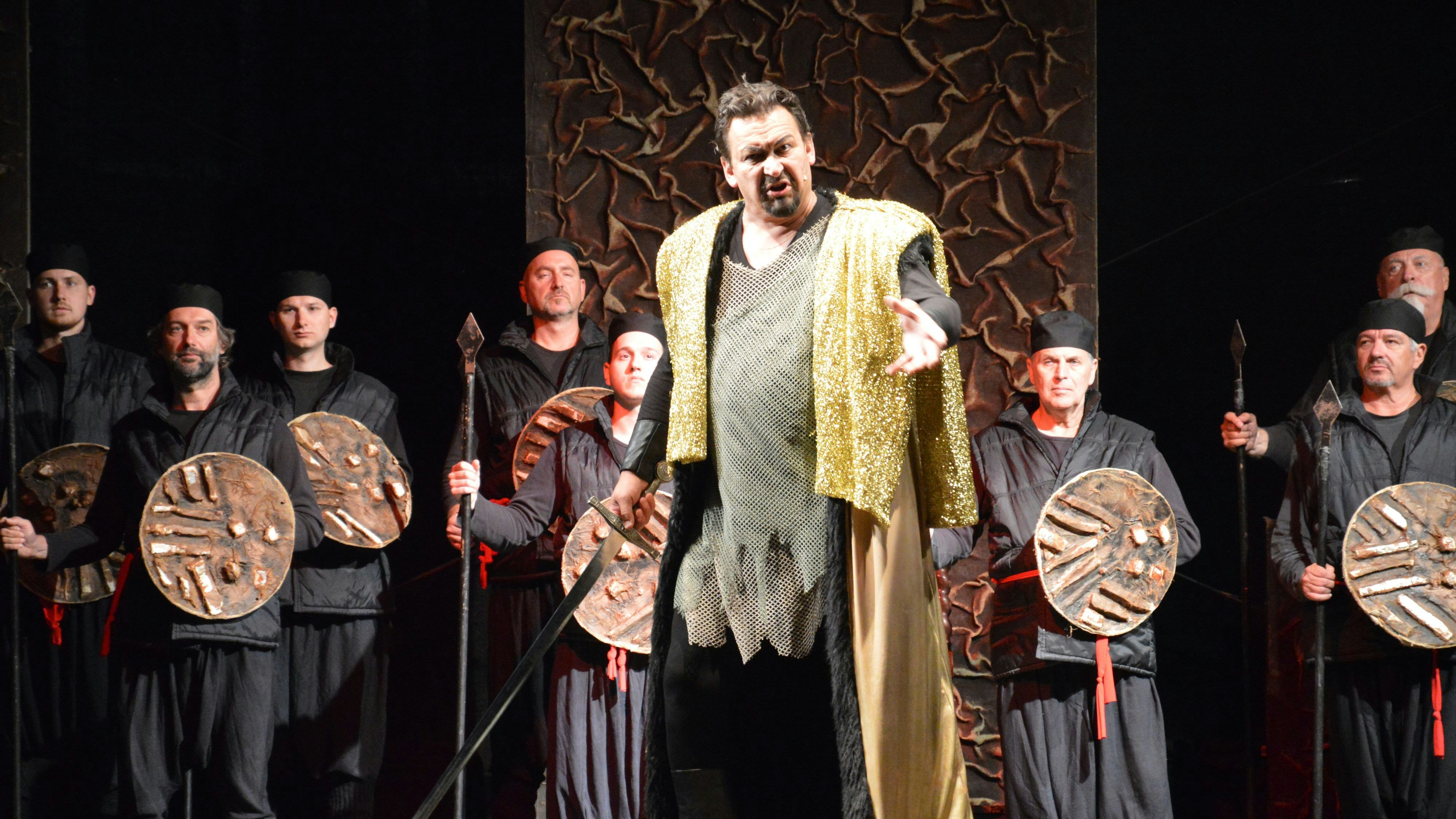 Brillierte als Titelfigur: Martin Bárta verkörperte "Nabucco", den König von Babylon. Foto: Wienken