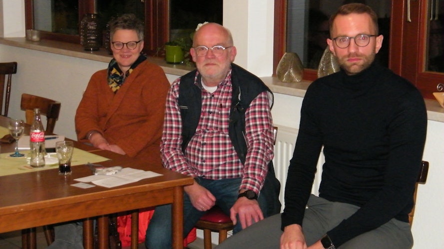 Initiatoren: (von links) Anja Thoben, Paul Sandmann und Ulrich Zerhusen hatten in die Sportklause eingeladen. Foto: Gerwanski