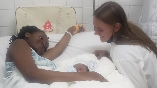 Johanna Rump erlebt auf Geburtenstation in Ruanda nicht nur schöne Momente