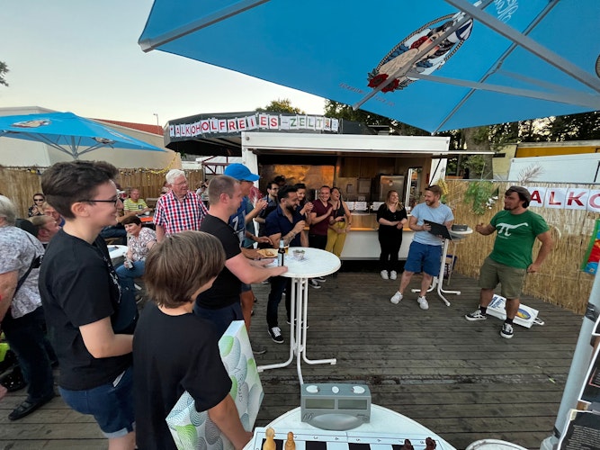 Neuestes Projekt: Im Alkoholfreien Zelt können sich Vereine engagieren und präsentieren, sagt Bernd Josef Leisen. Foto: Heinzel