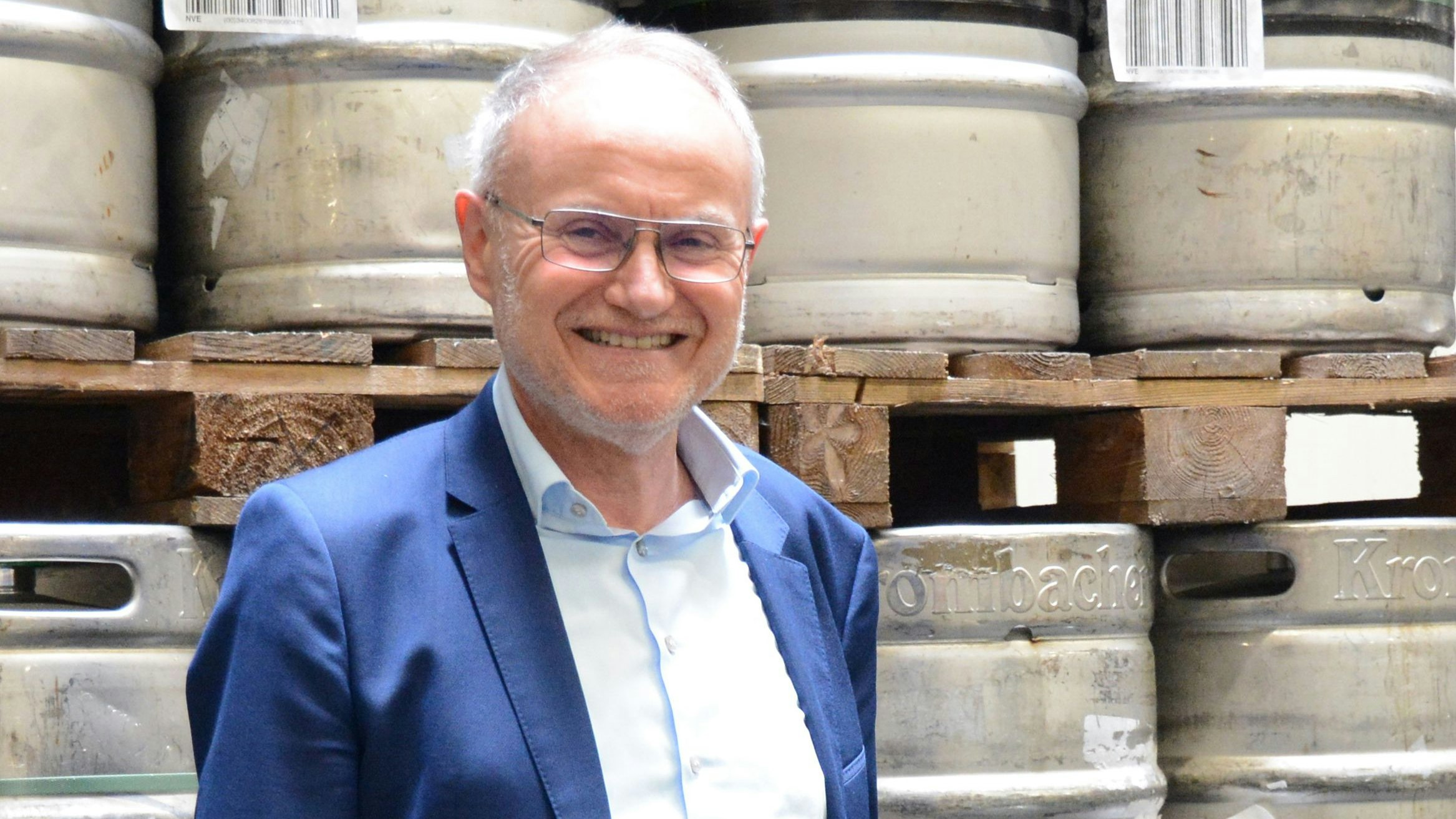 Freut sich auf die neue Zeit: Günther Tebben, Geschäftsführer von Getränke Brügging. Foto: Hermes