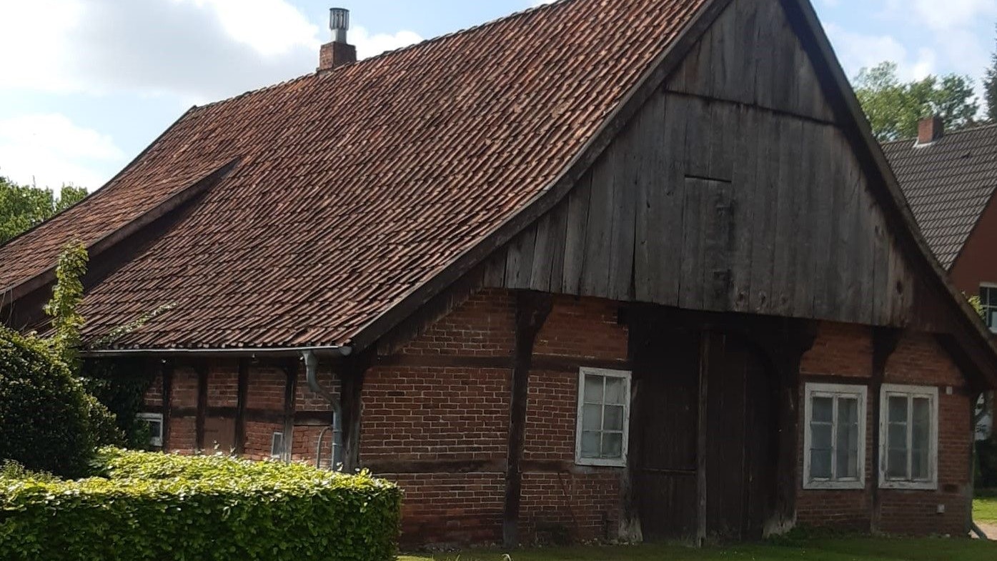 Bekanntes Gebäude: Das ältestes Haus in Dinklage steht auf der Hörst. Die Giebelinschrift stammt aus dem Jahr 1577.&nbsp; &nbsp;Foto: Tepe