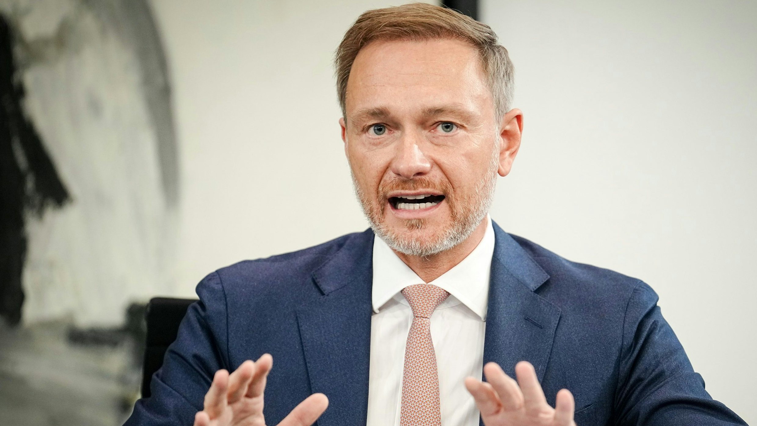 Bundesfinanzminister Christian Lindner (FDP) verteidigt die Pläne der Bundesregierung. Foto: dpa/Nietfeld