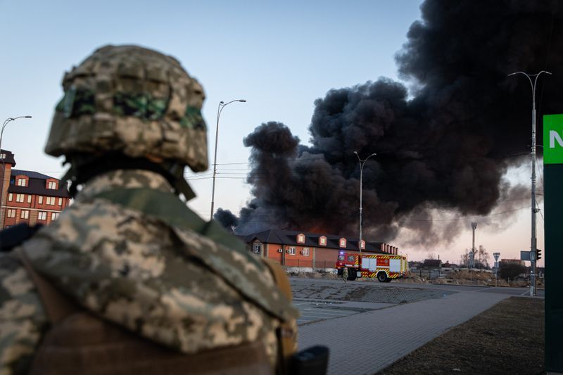 Die Kämpfe zwischen dem ukrainischen Militär und den russischen Truppen gehen weiter. Foto: dpa/Tsz Yuk/SOPA Images via ZUMA Press Wire