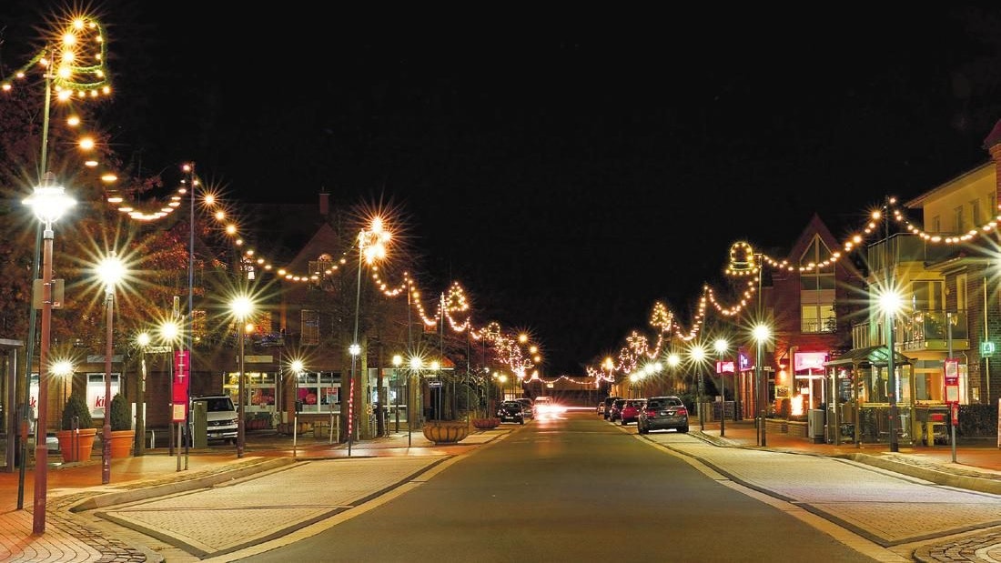Immer ein Hingucker: Die Dinklager Weihnachtsbeleuchtung gehört zu den schönsten in der Region. Foto: C. Dreßler