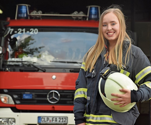 Gründete erfolgreich die erste Kinderfeuerwehr im Kreis: Wiebke Hodes, selbst Feuerwehrfrau in Altenoythe.  Foto: Wimberg